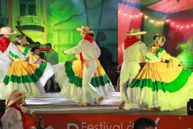 Apertura Festival No. 64