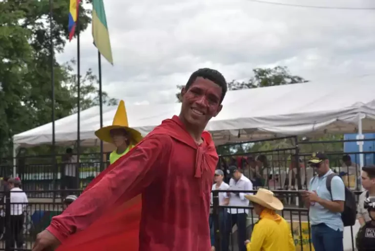 Desfile de Bienvenida (25)